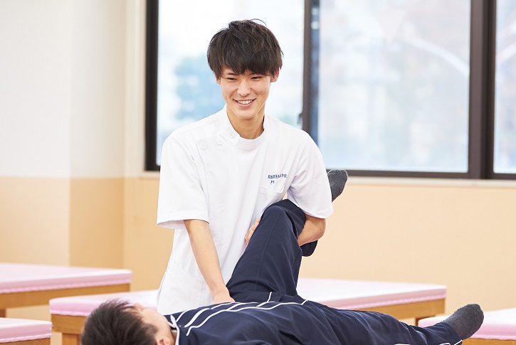 理学療法士｜理学療法学科：関西学研医療福祉学院