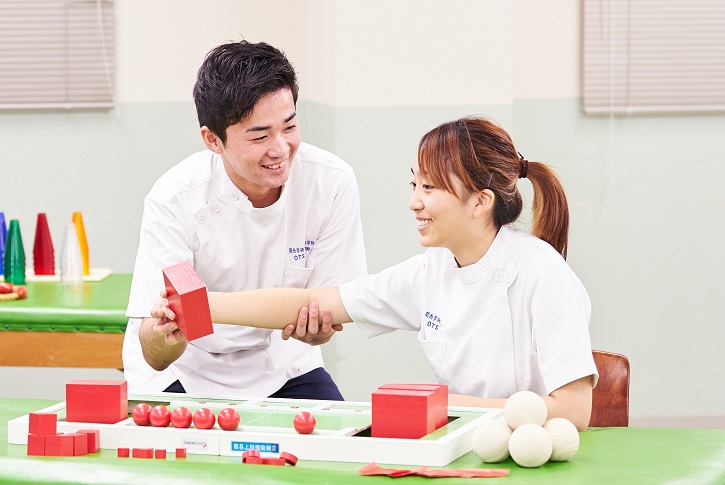 作業療法士｜作業療法学科：関西学研医療福祉学院