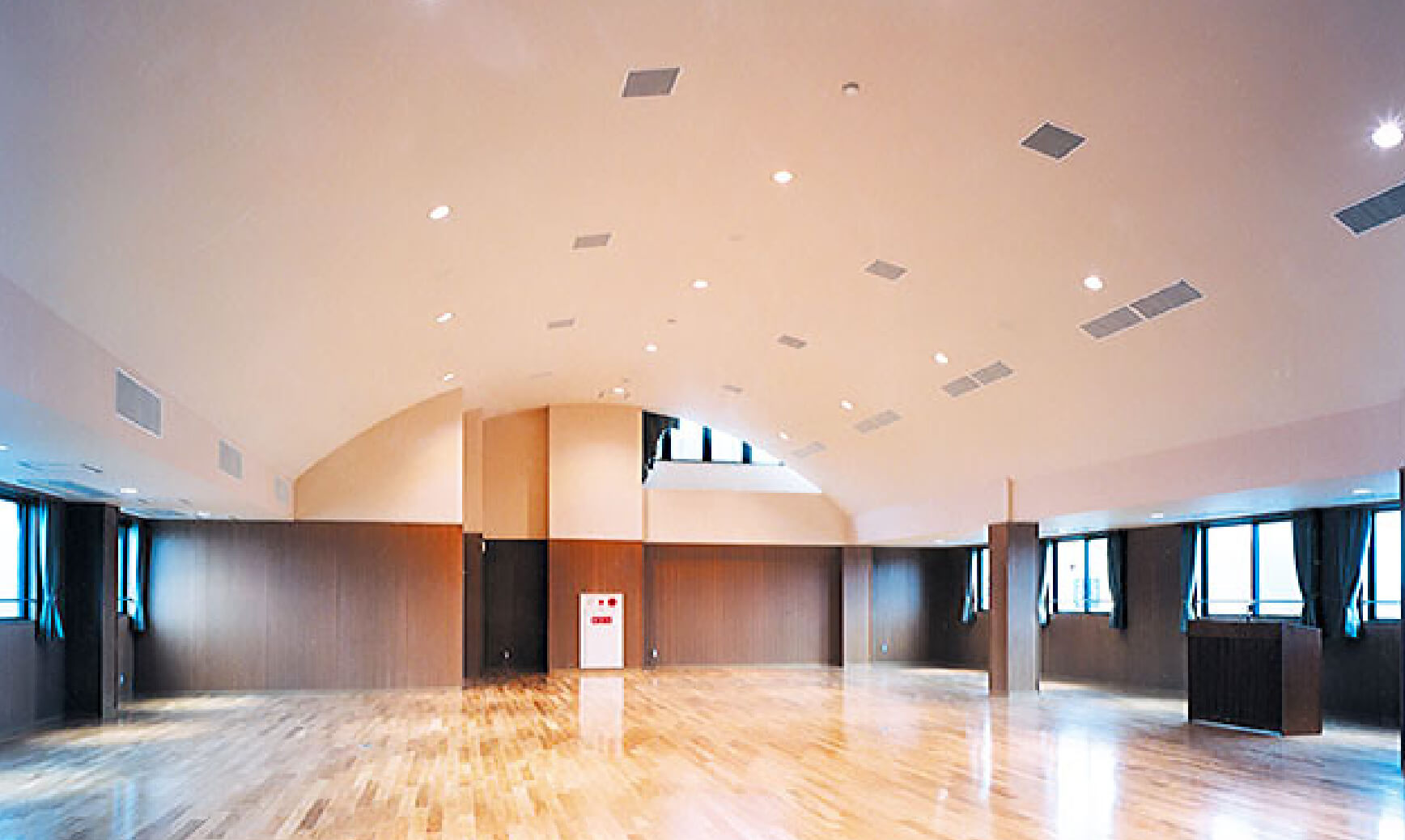 本館 7F 講堂
